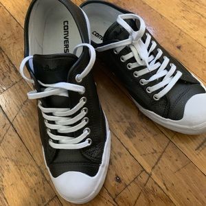Black leather converses (Jack Purcell edition)